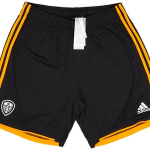 Short del Leeds United 2022-23